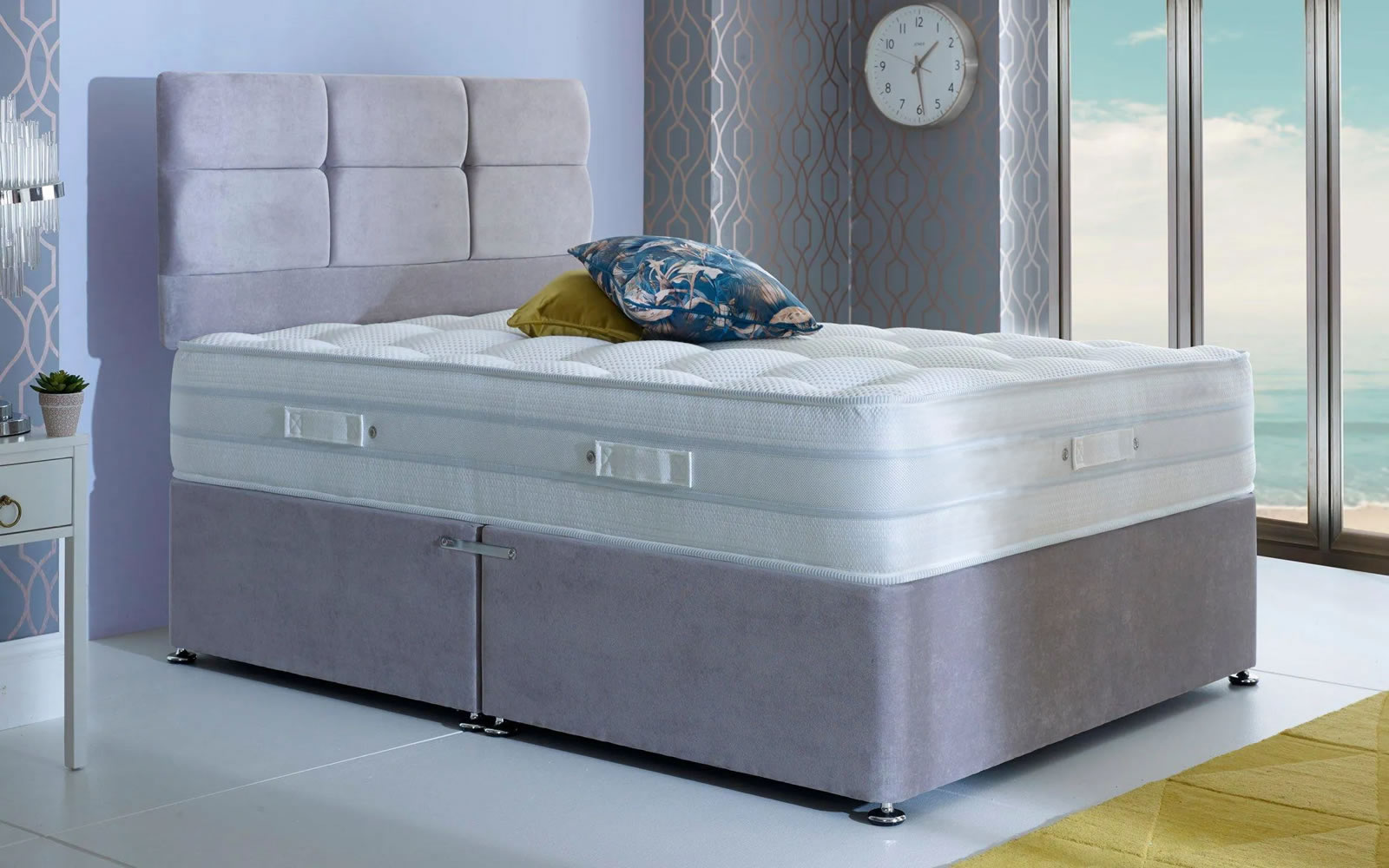 Signature Collection Indiana Roomset